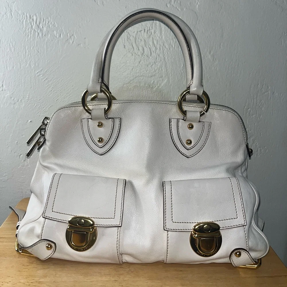 Marc Jacobs Large Satchel in Eggshell with signature multipocket